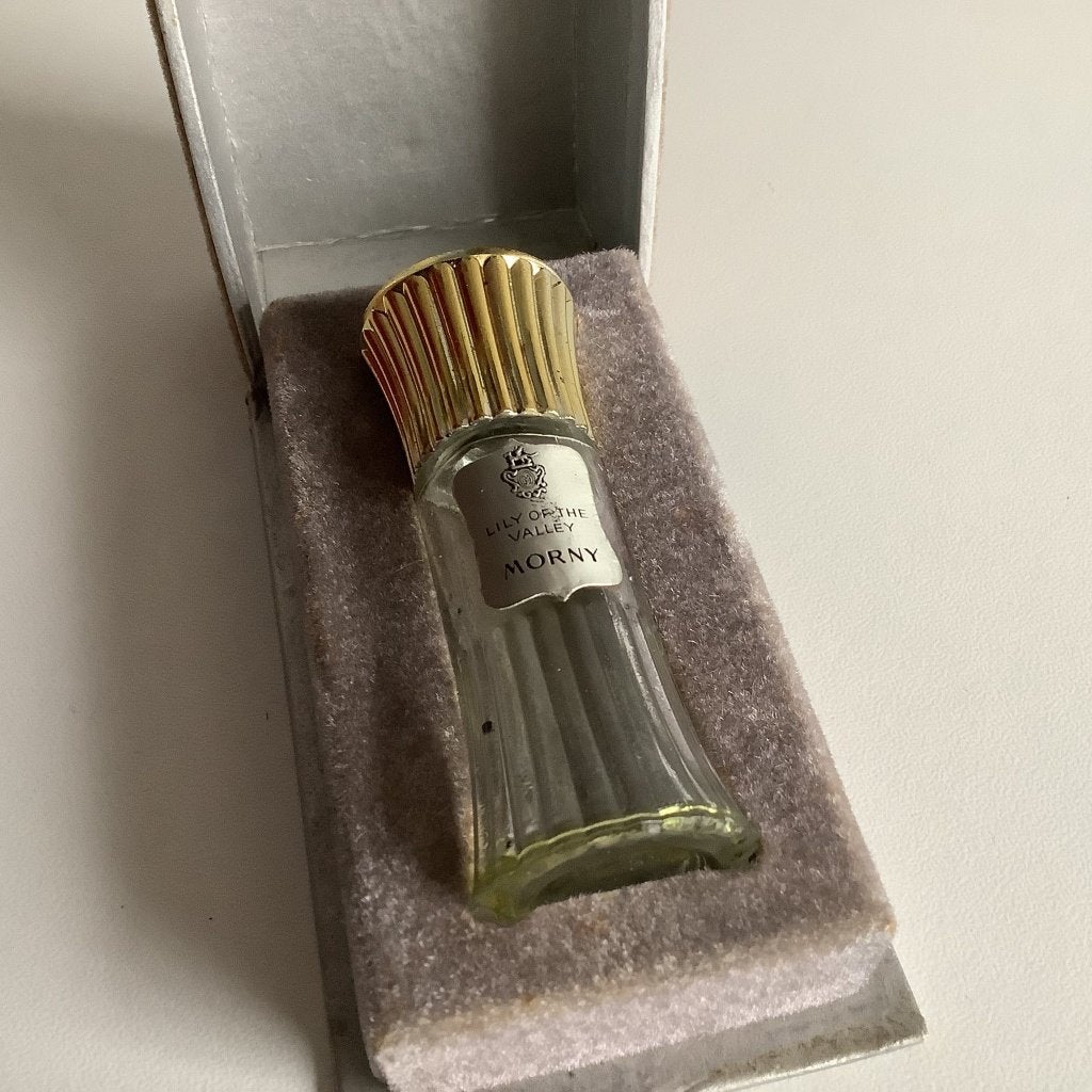 oud parfumflesje Lilly of the Valley van Morny, Verzamelen, Parfumverzamelingen, Ophalen of Verzenden, Gebruikt, Miniatuur, Gevuld