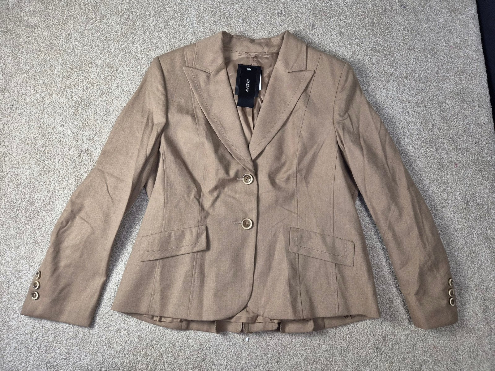 Basler Beige blazer - Nieuw met labels, Maat 44, Beige, Nieuw, Ophalen of Verzenden, Jasje