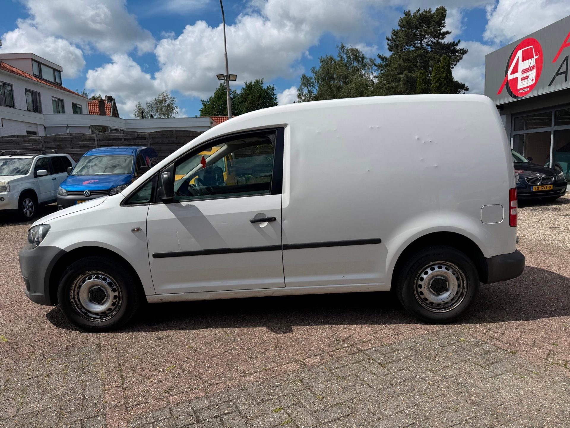 Volkswagen Caddy 1.6TDI,55kw,293.603km,1-2011: 2095,-, Voorwielaandrijving, Euro 5, Stof, Gebruikt