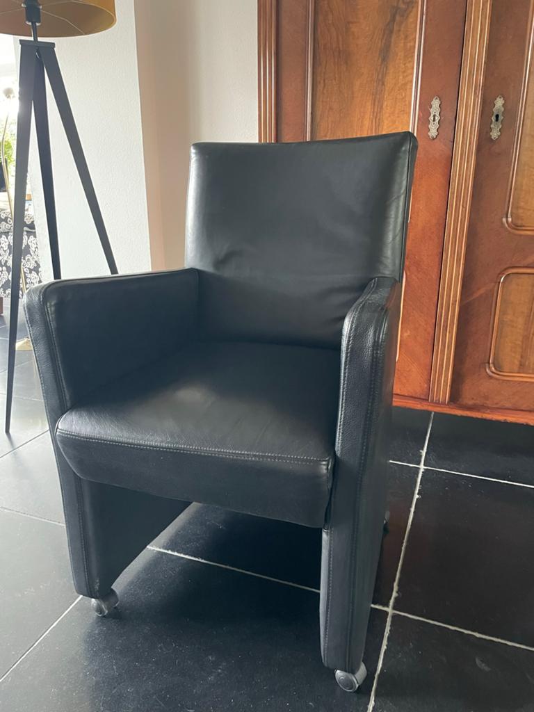 6 eetkamerstoelen met nieuwe wieltjes, Huis en Inrichting, Ophalen, Zwart, Leer, Zo goed als nieuw