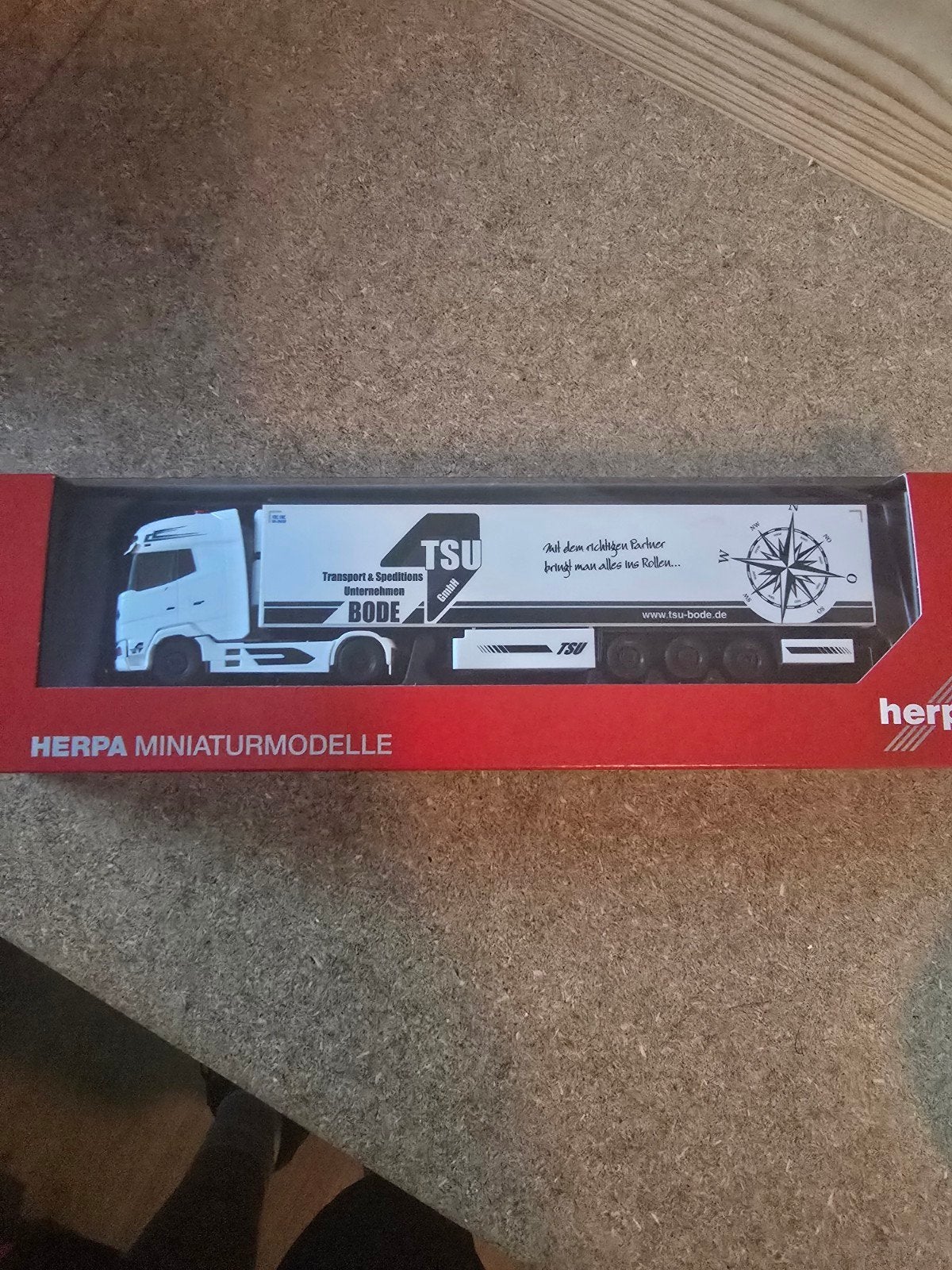 1474 daf xg plus Jens bode koeler, Hobby en Vrije tijd, Ophalen of Verzenden, Nieuw, Bus of Vrachtwagen, Herpa