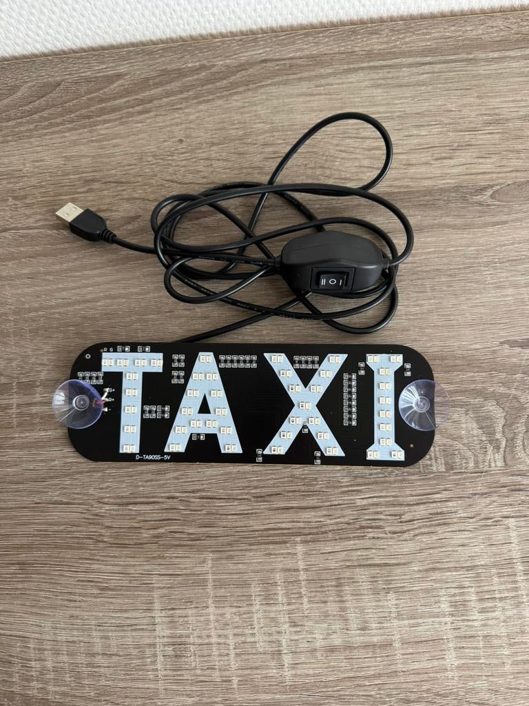 LED TAXI bord voor auto – USB – met schakelaar, Auto diversen, Auto-accessoires, Zo goed als nieuw, Ophalen