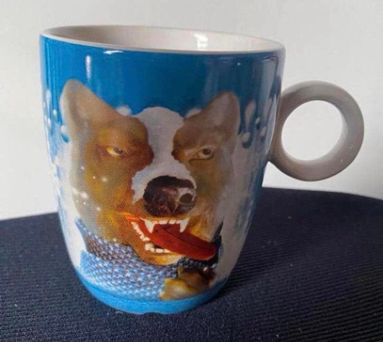 Mok van Winter Efteling met afbeelding van wolf. H.8 cm., Ophalen of Verzenden, Zo goed als nieuw, Gebruiksvoorwerp