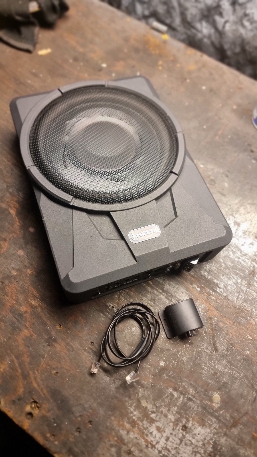 Helix U 10A Ultrakompakte Actieve Subwoofer - werking onb., Ophalen