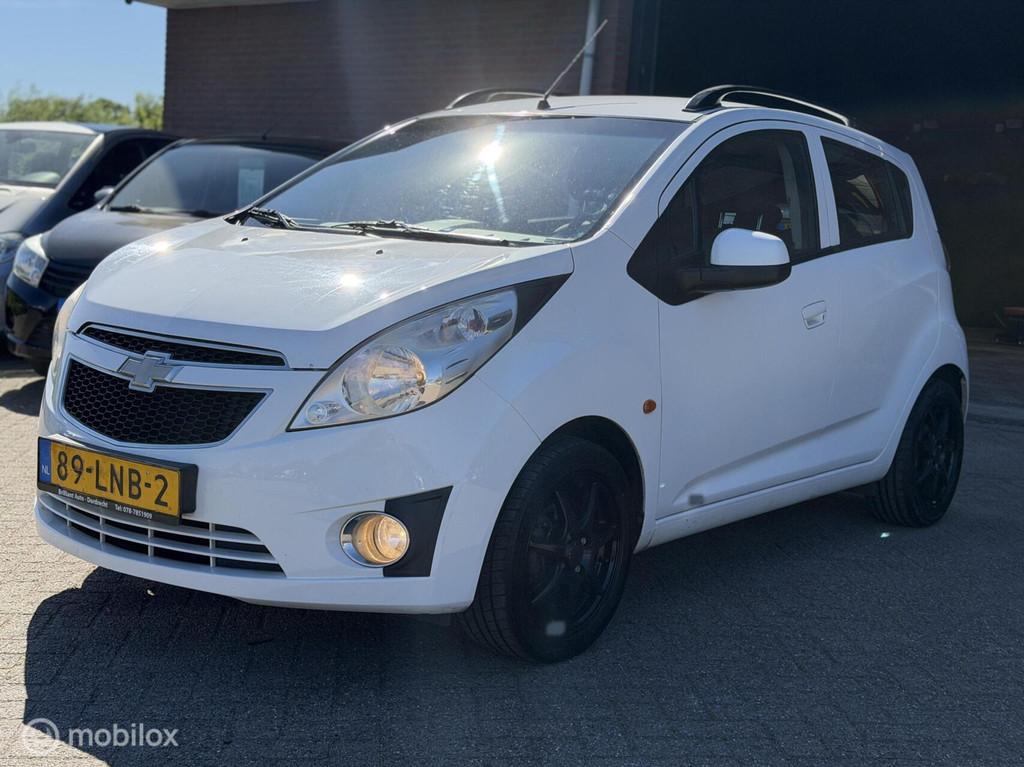 Chevrolet Spark 1.0 16V LS APK|AIRCO|BOEKJES!, Auto's, Chevrolet, Voorwielaandrijving, Stof, Gebruikt, Zwart