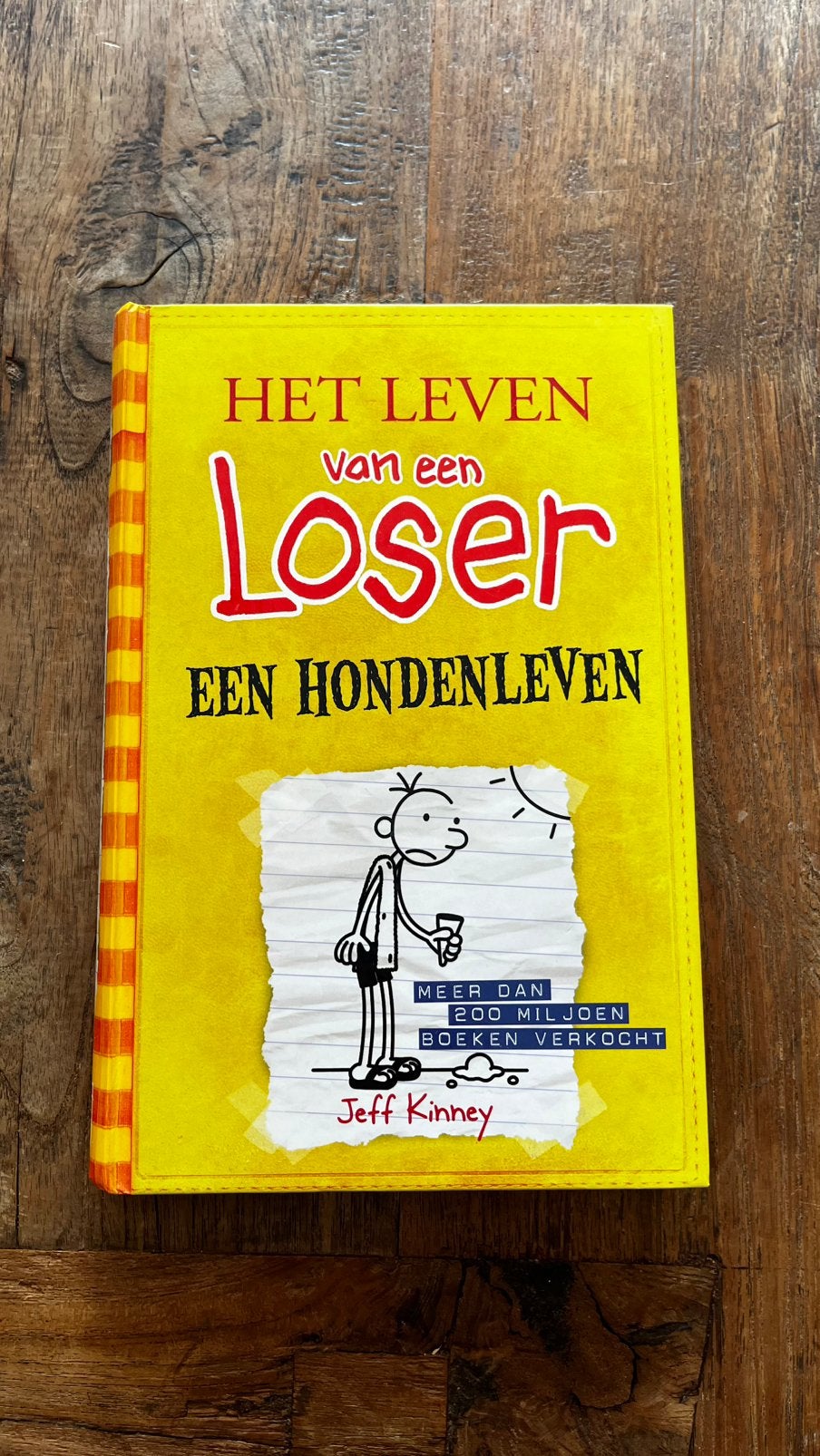 Jeff Kinney - Een hondenleven, Ophalen of Verzenden, Zo goed als nieuw, Jeff Kinney
