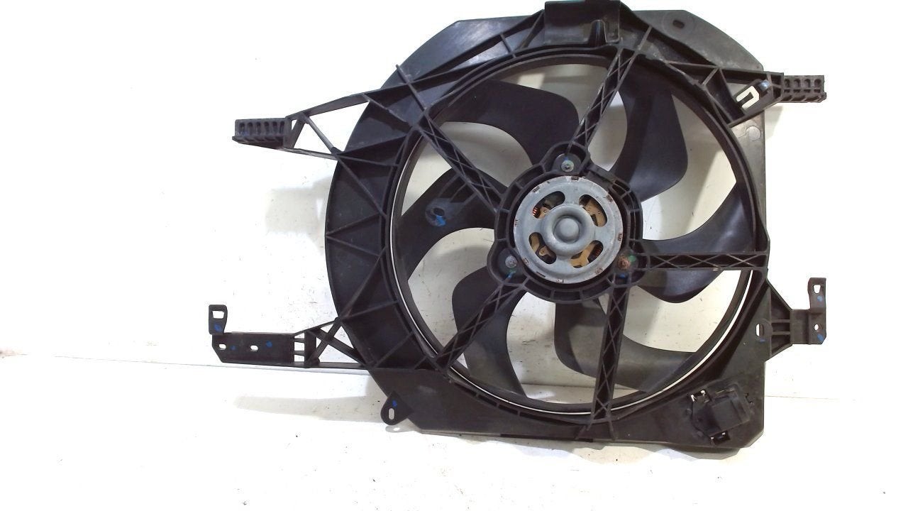 Koelventilatormotor Renault Trafic, Onderdelen@venauto.nl, Van der Ven Autorecycling B.V., Gebruikt, Ettenseweg 76, 4706 PB Roosendaal, The Netherlands