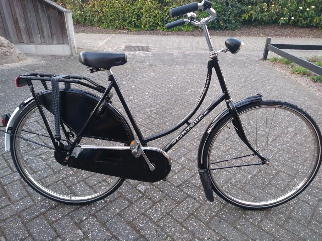 Mooie goede Gazelle 28 inch omafiets., 56 cm of meer, Ophalen, Zo goed als nieuw