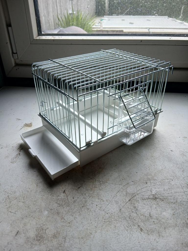Baby kooien vogelkooi broedkooi, Dieren en Toebehoren, Vogels | Hokken en Kooien, Ophalen