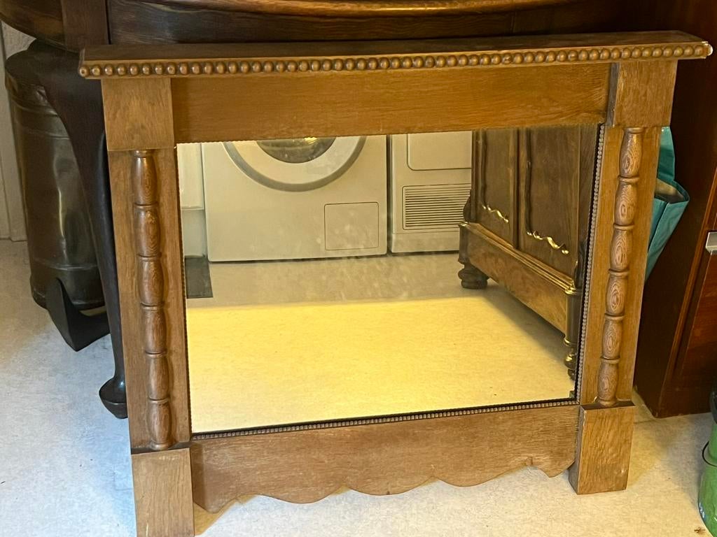 Oude spiegel met houten lijst (jaren 50?), Ophalen