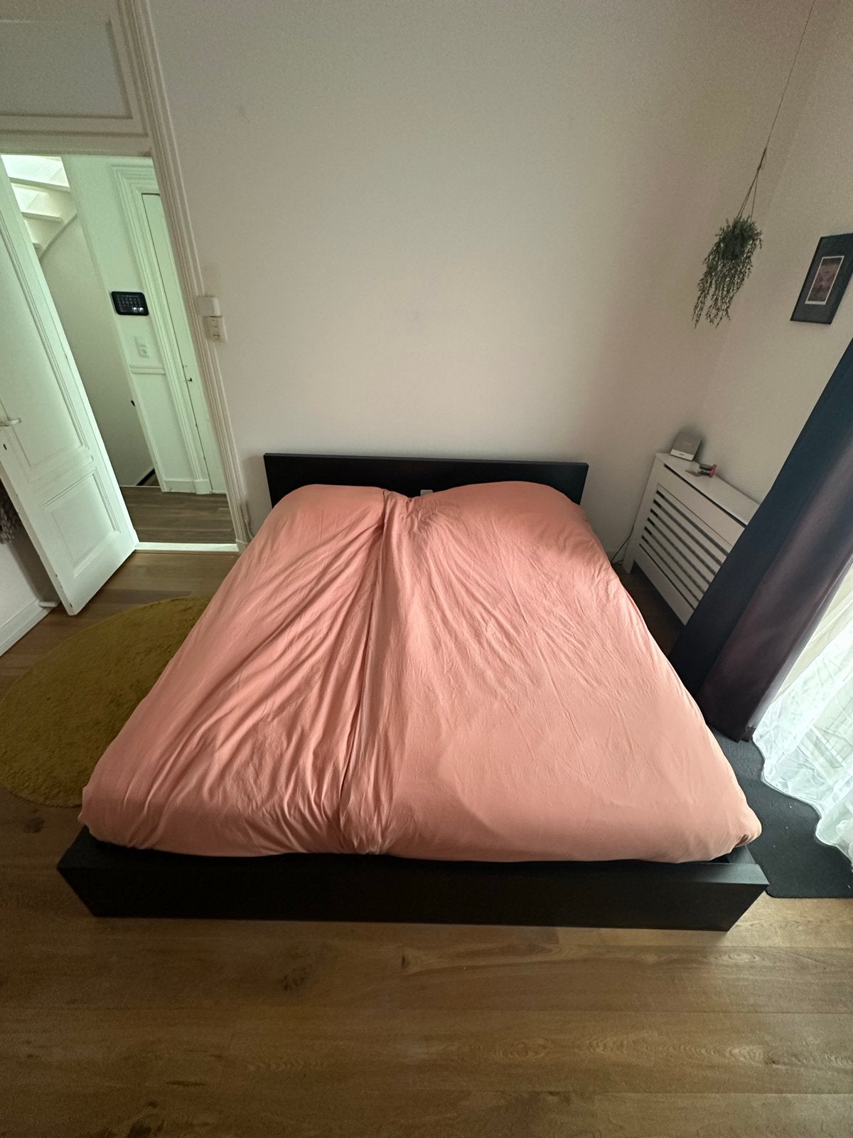 GRATIS Ikea Malm Bedframe 180x200 Donkerbruin/Zwart, Huis en Inrichting, Slaapkamer | Bedden, Ophalen, Gebruikt, Zwart, Tweepersoons