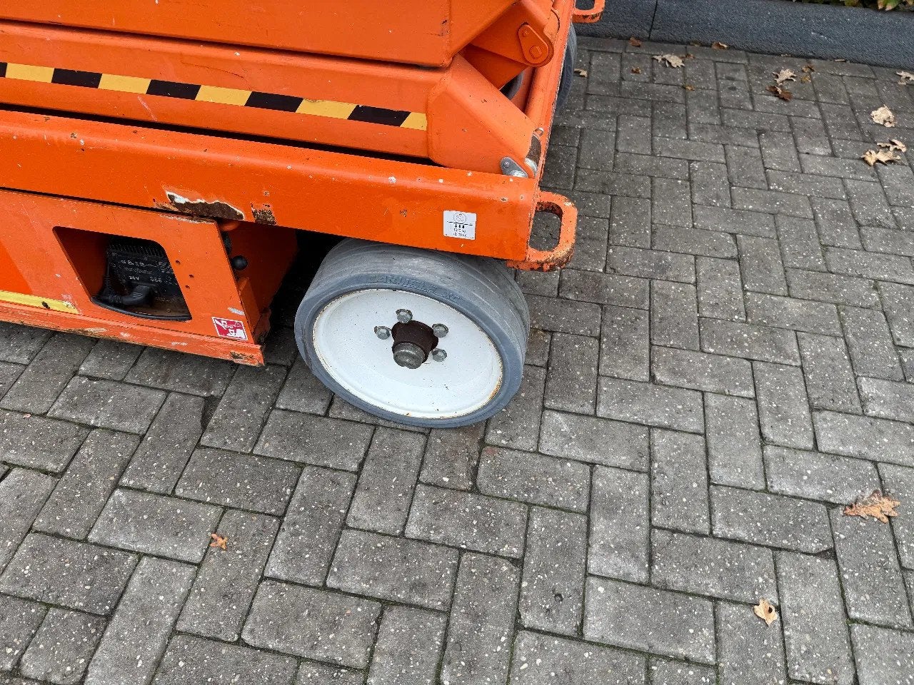 Skyjack sj lll 4626 (bj 2014), Zakelijke goederen