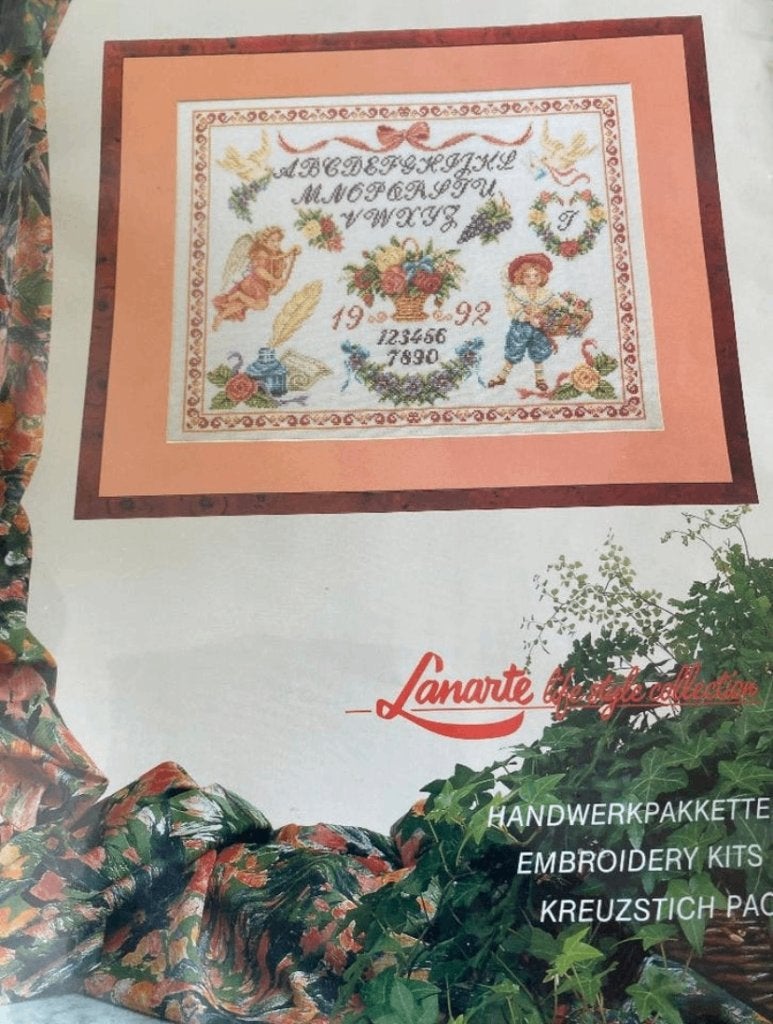 BORDUURPAKKET LANARTE MERKLAP 34131 ZEER ZELDZAAM, Hobby en Vrije tijd, Borduren en Borduurmachines, Verzenden, Nieuw, Handborduren