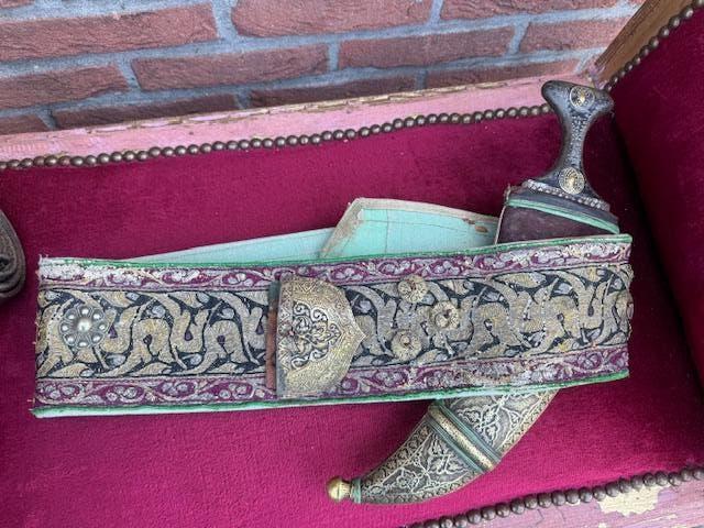 oude Oriëntaalse dolk, Khanjar/ Jambiya, Omani dagger, Verzamelen, Militaria | Algemeen, Overige soorten, Mes of Dolk, Overige gebieden