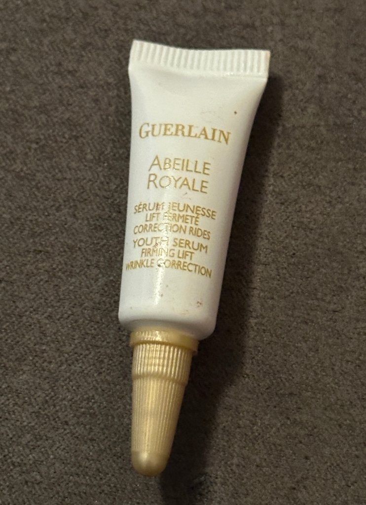 Guerlain Abeille Royale youth serum firming lift tester 3ml, Verzenden, Nieuw, Gehele gezicht, Verzorging