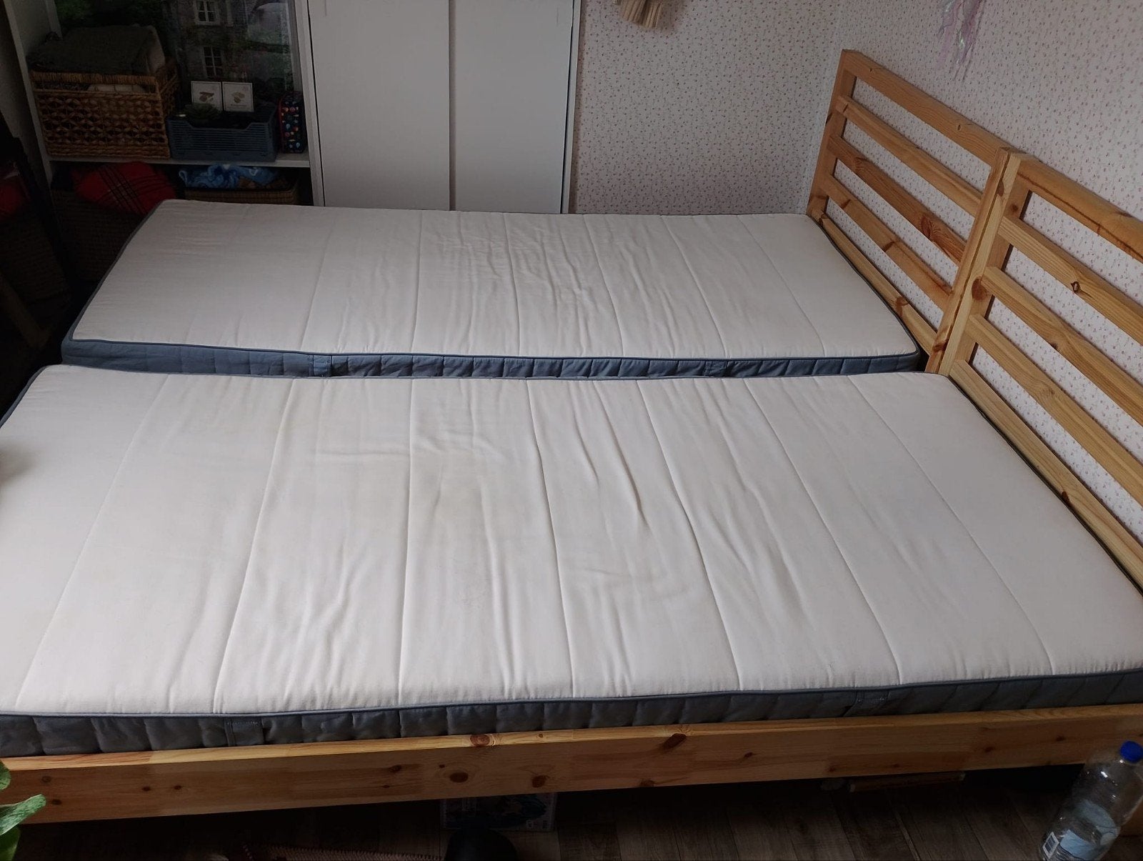 te koop 2x 1persoon Tarva Ikea bed incl. matrassen, Ophalen, Eenpersoons, 200 cm, 90 cm
