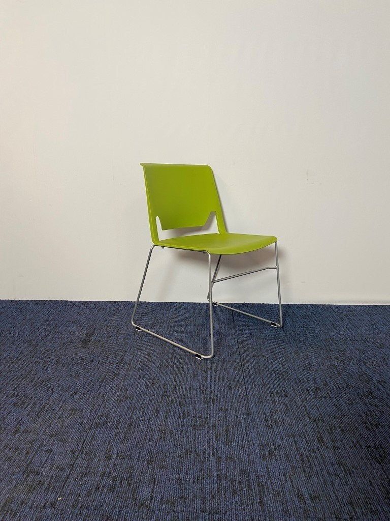 1 x Kantinestoel Comforto Haworth D6240 - Groen