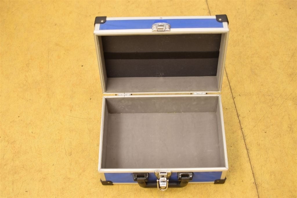 Aluminium koffer 46460, Overige materialen, Gebruikt, Slot, Ophalen of Verzenden