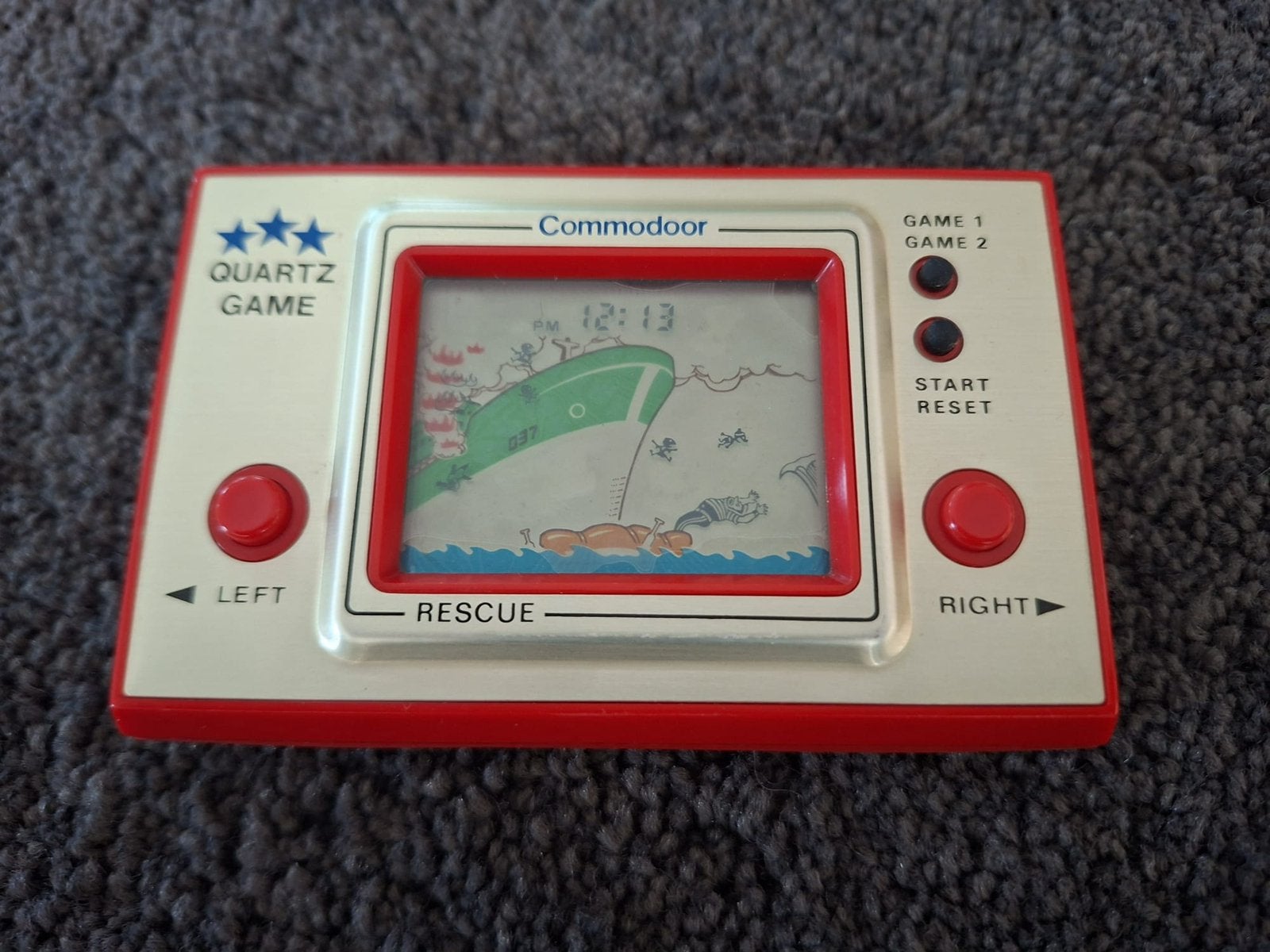 Commodoor Rescue handheld game, Ophalen, A, A, A