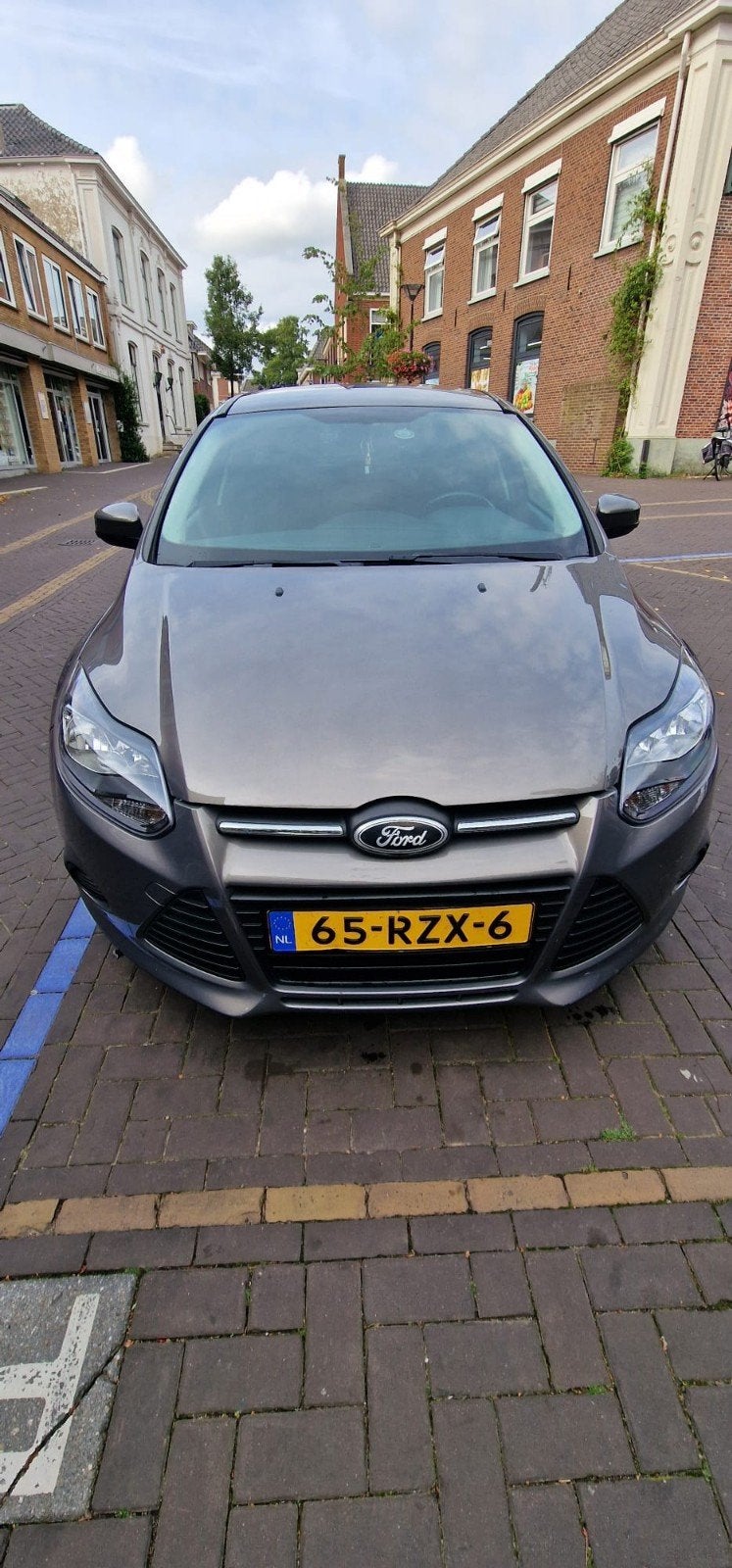 Ford Focus 1.6 Ti-VCT /2011/224.500km/Nette auto, Auto's, 4 cilinders, Bruin, Origineel Nederlands, Handgeschakeld