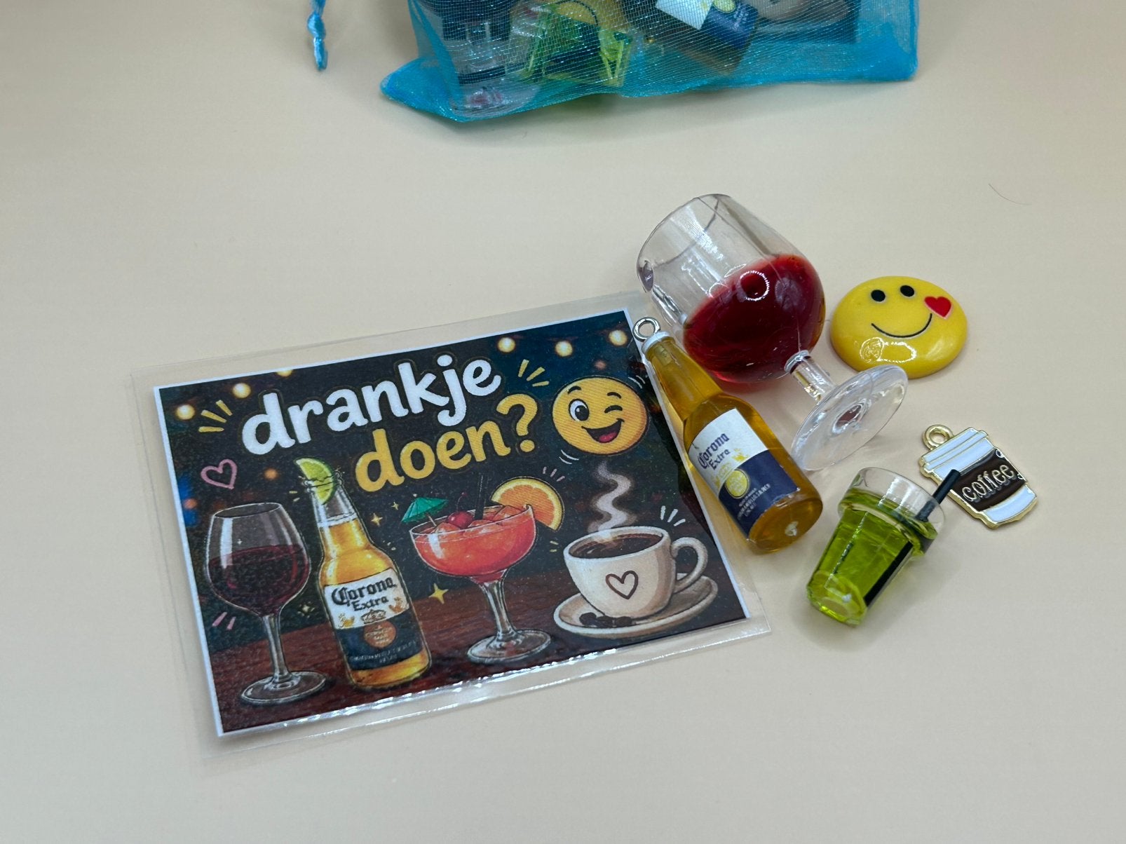 Zakje met bedels drankje doen, Sieraden, Tassen en Uiterlijk, Bedels, Overige merken, Overige materialen, Nieuw, Ophalen of Verzenden