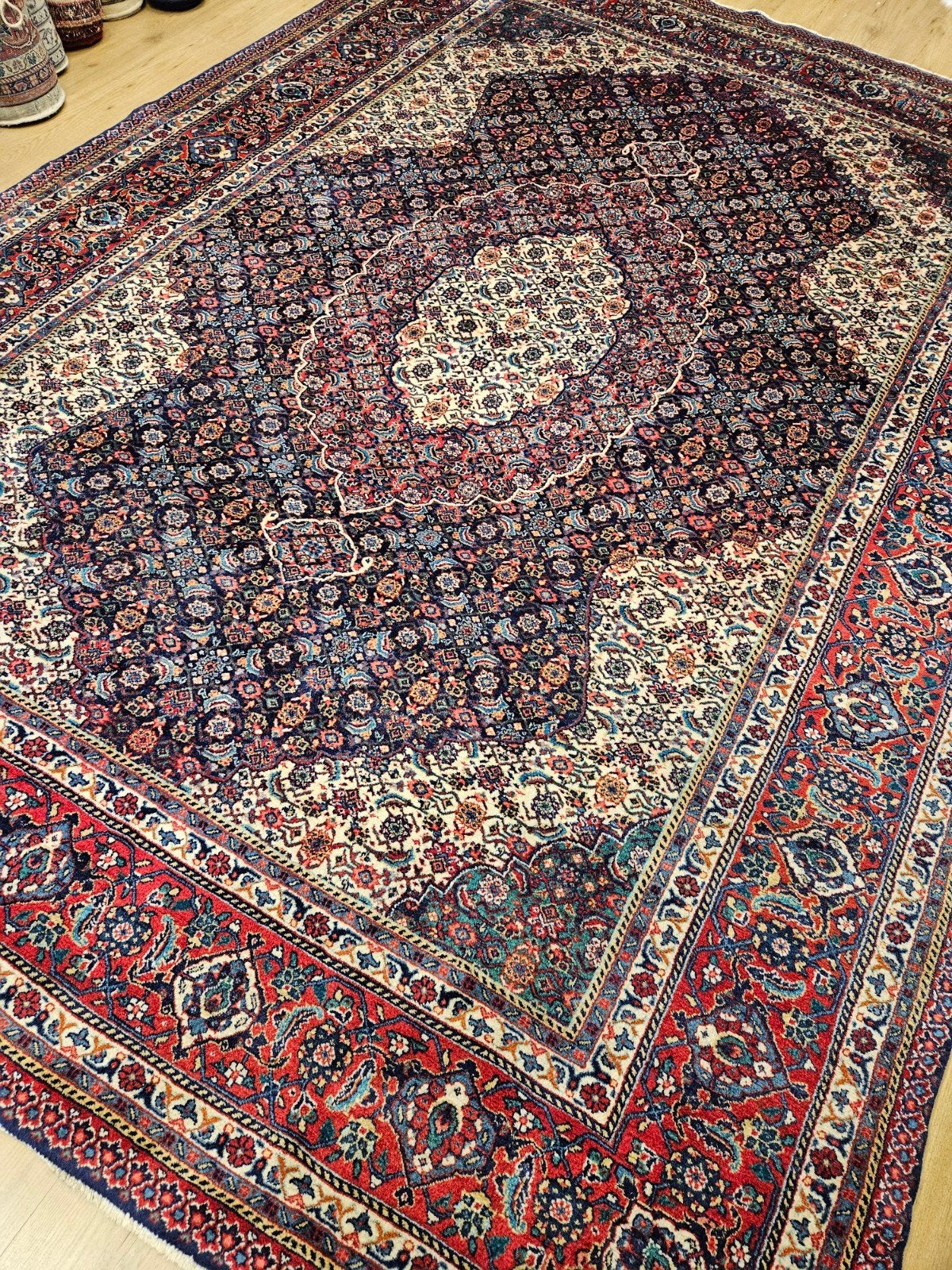 Vintage handgeknoopt perzisch tapijt sarough 335x240, Info@SlatsAntiek.nl, Tweedehands, Perzisch, 200 cm of meer