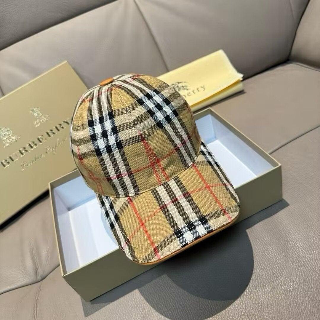 Burberry Pet met Iconisch Ruitpatroon - Nieuw met label, Kleding | Dames, Hoeden en Petten, 56 of 57 cm (M, 7 of 7⅛ inch), Nieuw