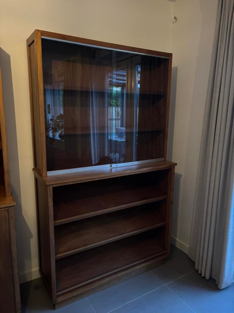 Vintage Vitrinekast / kast, Huis en Inrichting, Ophalen, Met plank(en), Gebruikt, 100 tot 150 cm