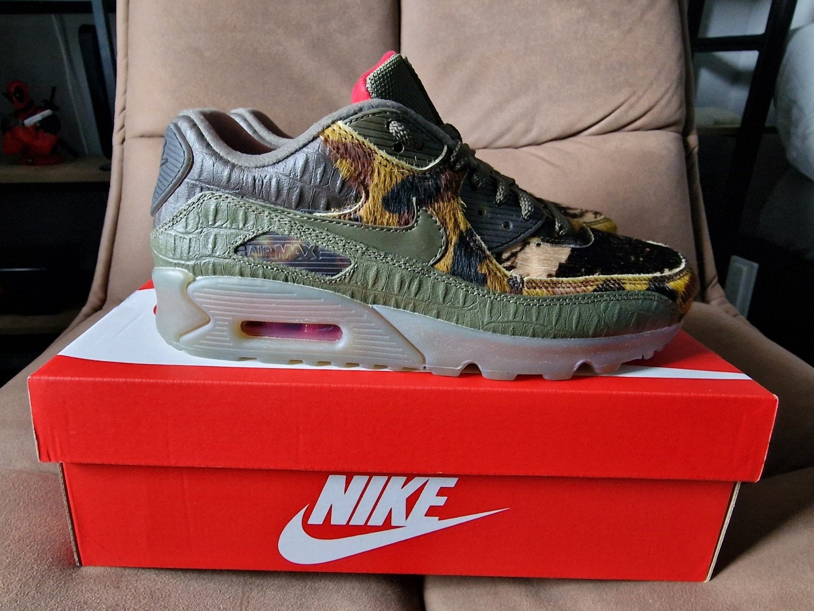 Nike air max 90 Camo Croc maat 41 nieuw in doos, Kleding | Heren, Schoenen, Overige kleuren, Sportschoenen, Ophalen of Verzenden