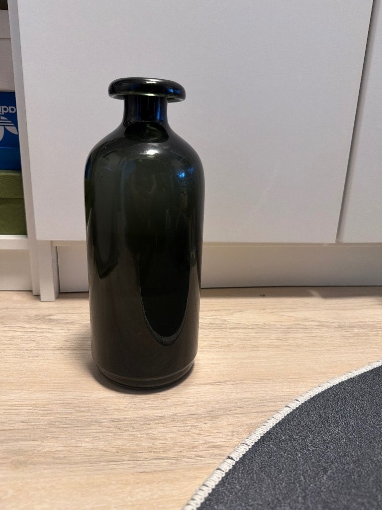 Ikea vaas, Ophalen