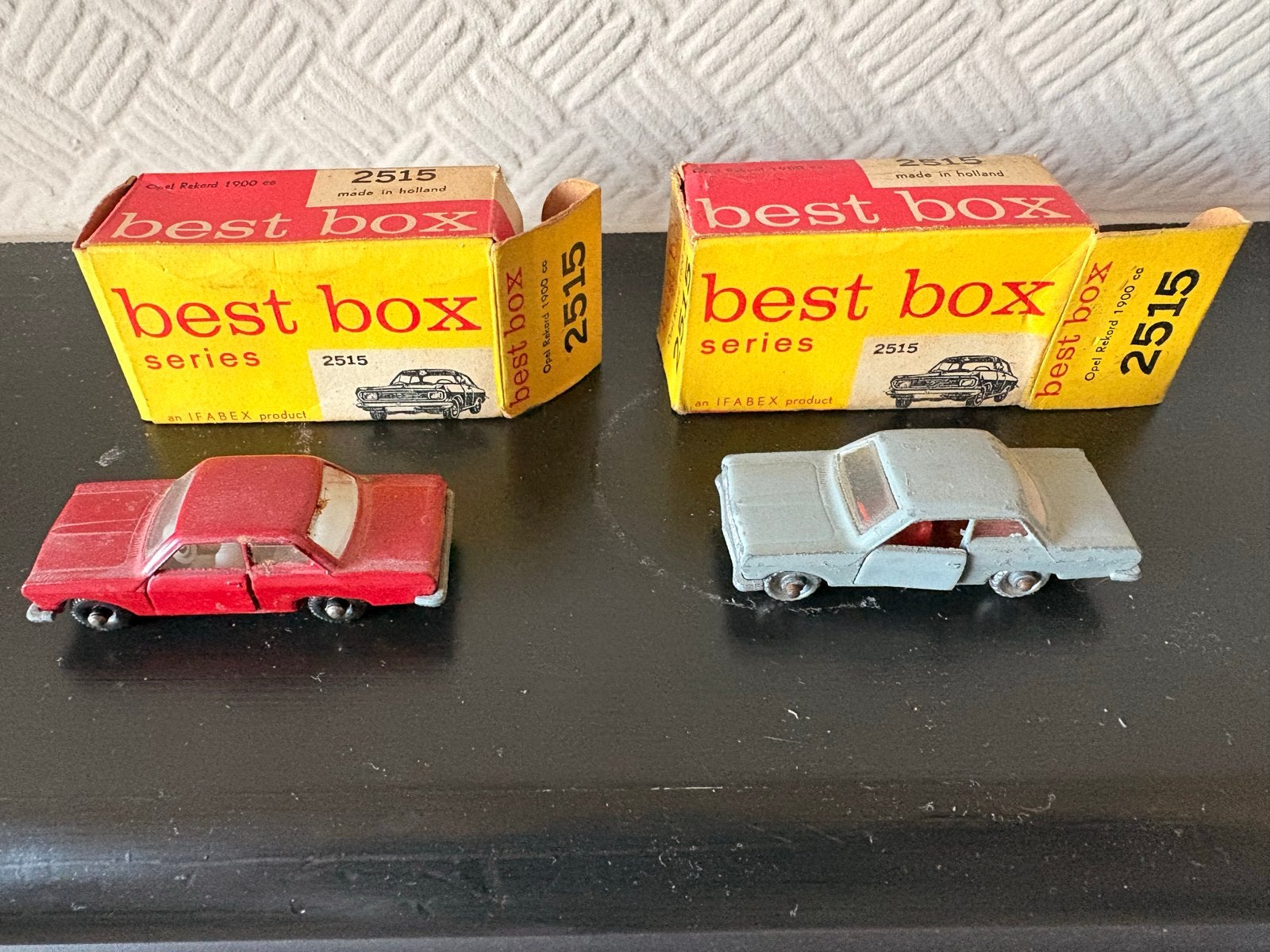 Best Box Series 2515 Opel Rekord 1900 Coupé (2 stuks), Ophalen of Verzenden, Gebruikt, Auto, Overige merken