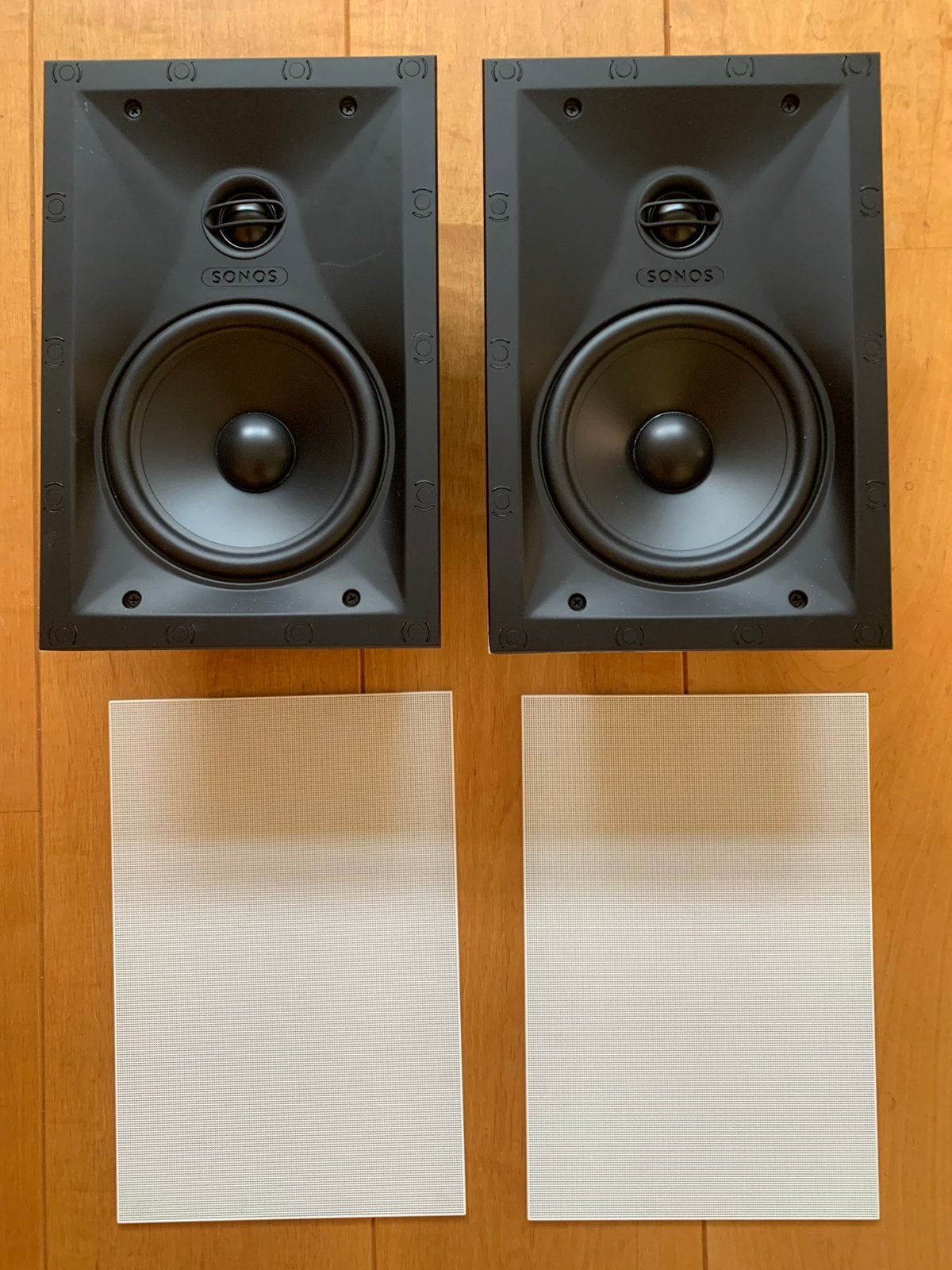 2x Sonance bij Sonos In-Wall-speakers.