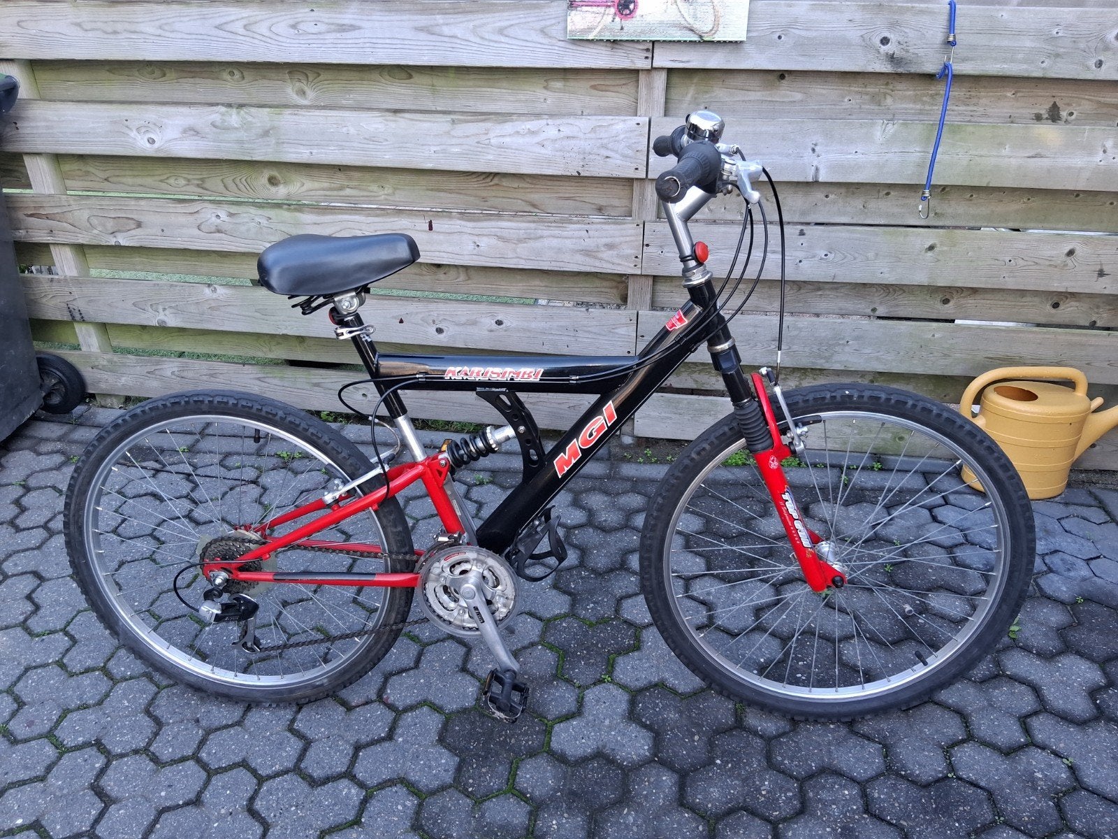 TE KOOP DEZE PRACHTIGE CROSSFIETS, Ophalen, Gebruikt, Staal, 24 inch of meer