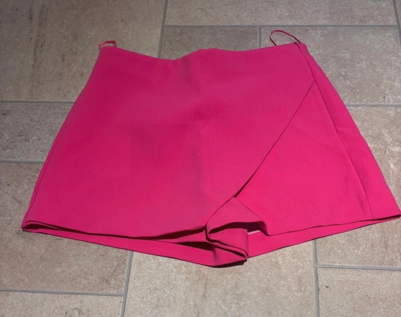 Zara korte broek maat s nieuw, Kleding | Dames, Mi, Kort, Zo goed als nieuw, Mi