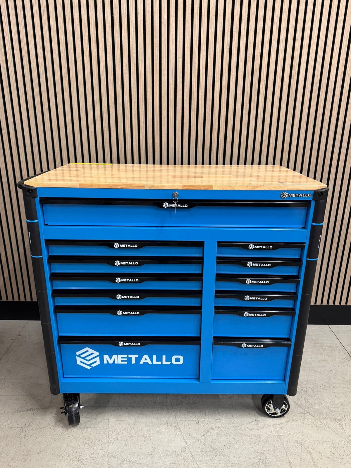 Foto 2 van Metallo Jumbo gevulde gereedschapwagen l NIEUW