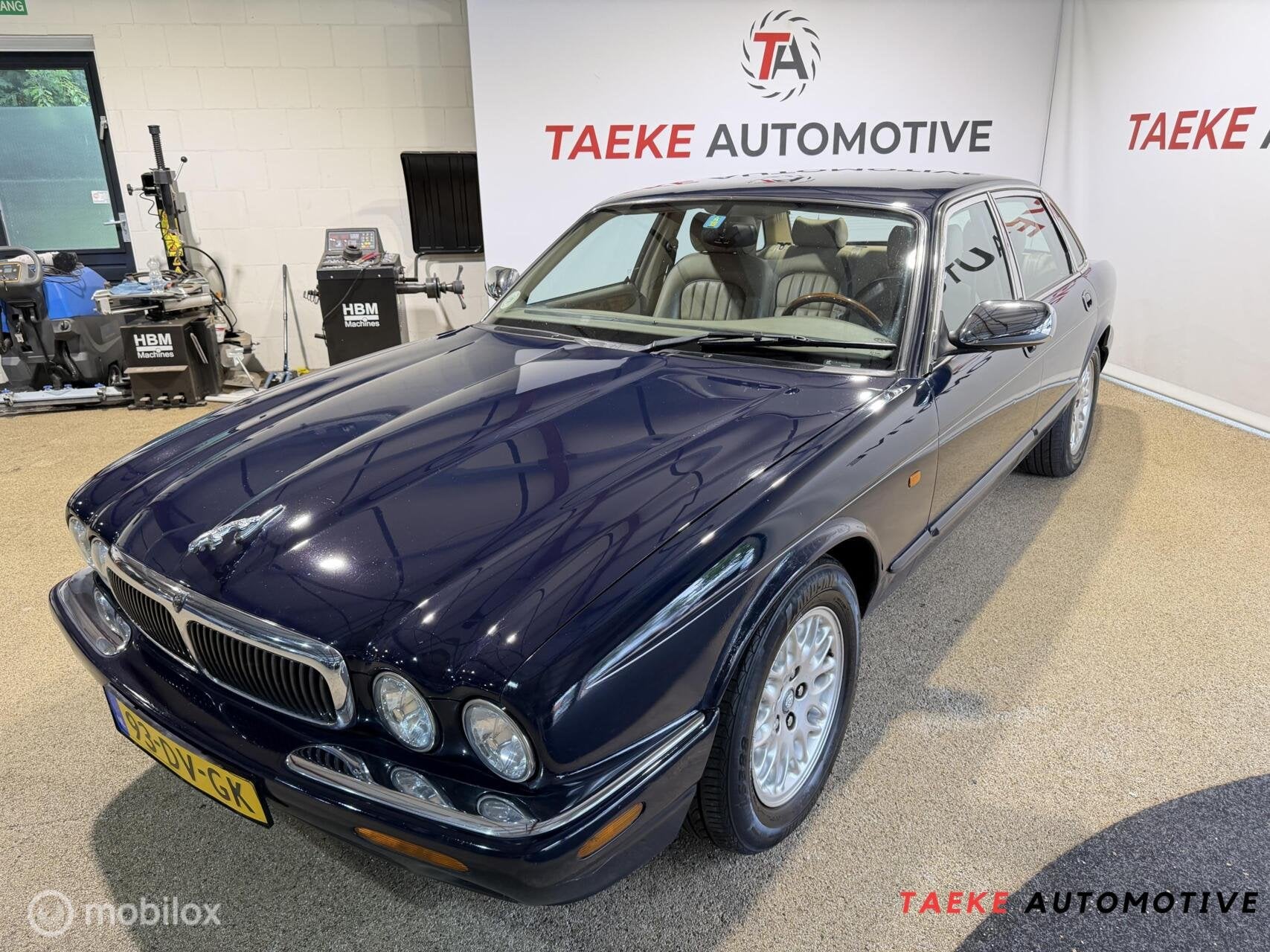 Jaguar XJ 3.2 V8 Executive Automaat/Clima/Cruise/Nap/Apk, Achterwielaandrijving, Gebruikt, 8 cilinders, Stoelverwarming