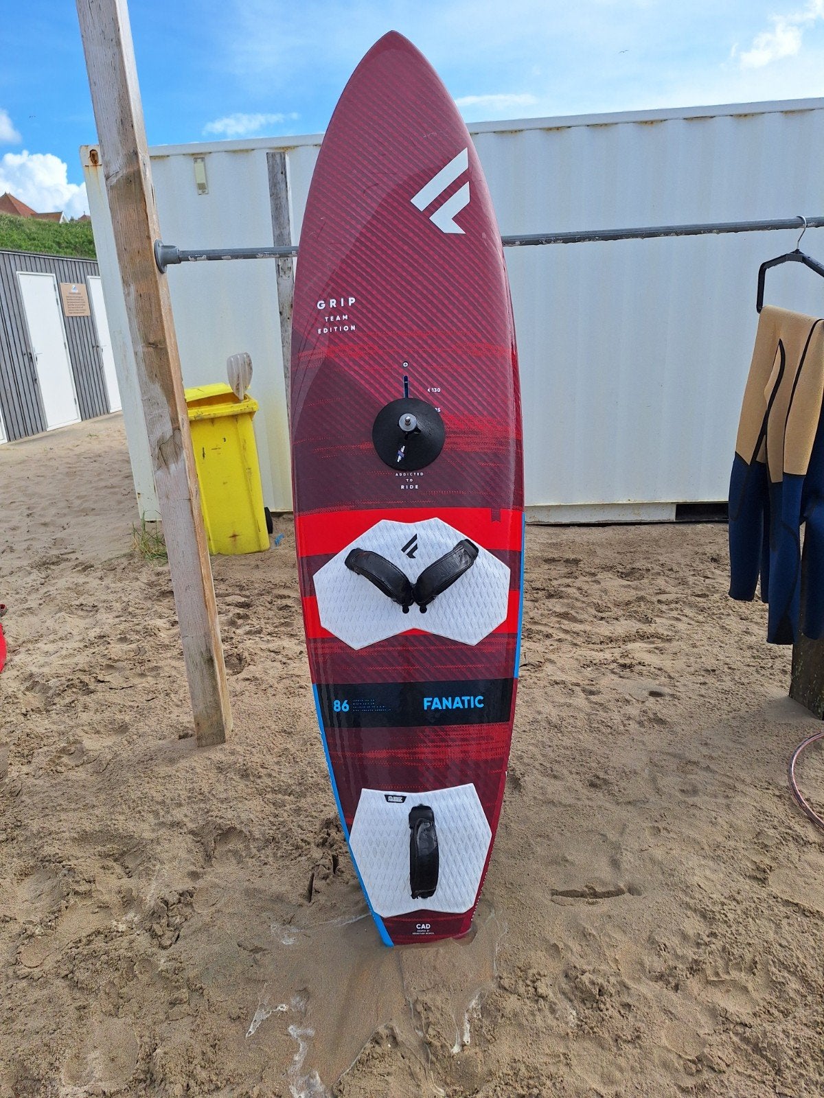 Fanatic Grip TE 86 L, Watersport en Boten, Windsurfen, Minder dan 250 cm, Ophalen of Verzenden, Zo goed als nieuw, Met vin(nen)