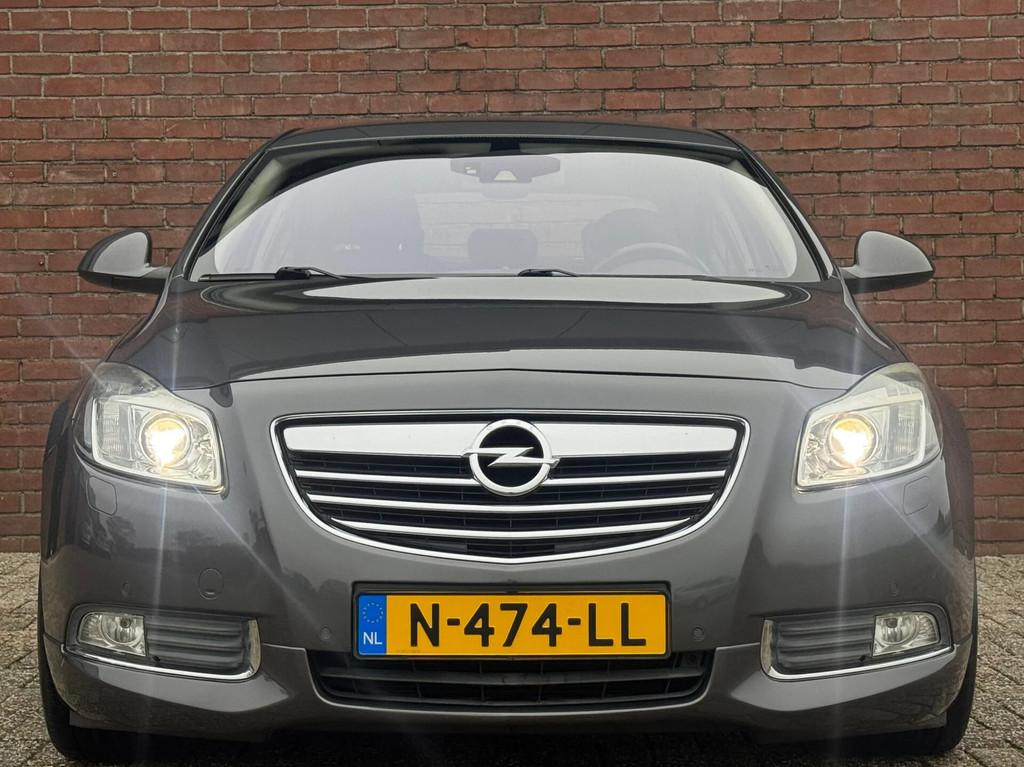 Opel Insignia 2.8 T COSMO 4x4 | LEDER! | NAVI! | XENON!, Automaat, Euro 5, Zwart, Automatische klimaatregeling