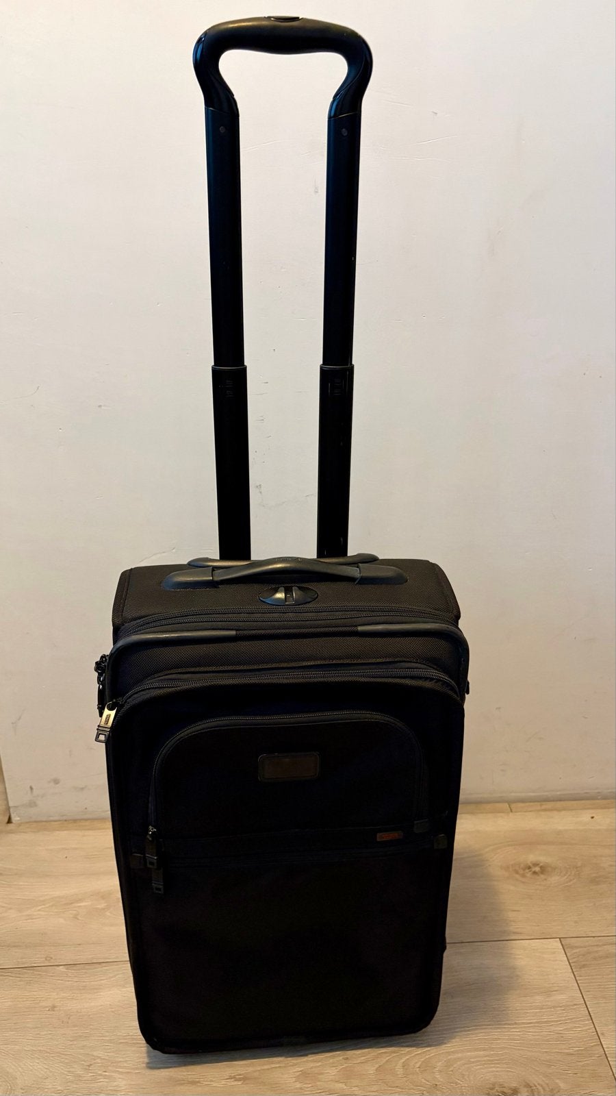 Premium TUMI Alpha Carry-On Expandable inclusief accessoires, Ophalen, 40 tot 60 cm, Gebruikt, 20 tot 30 cm