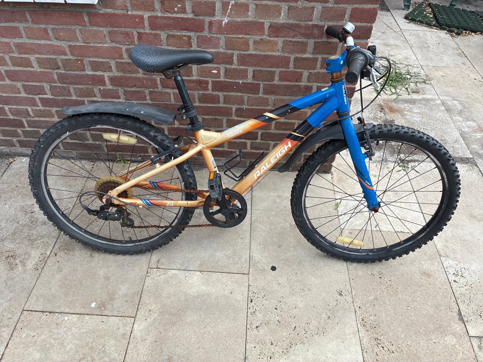 Raleigh Mountainbike 24 inch - Gebruikt: banden vervangen, Fietsen en Brommers, Fietsen | Mountainbikes en ATB, Gebruikt, Hardtail
