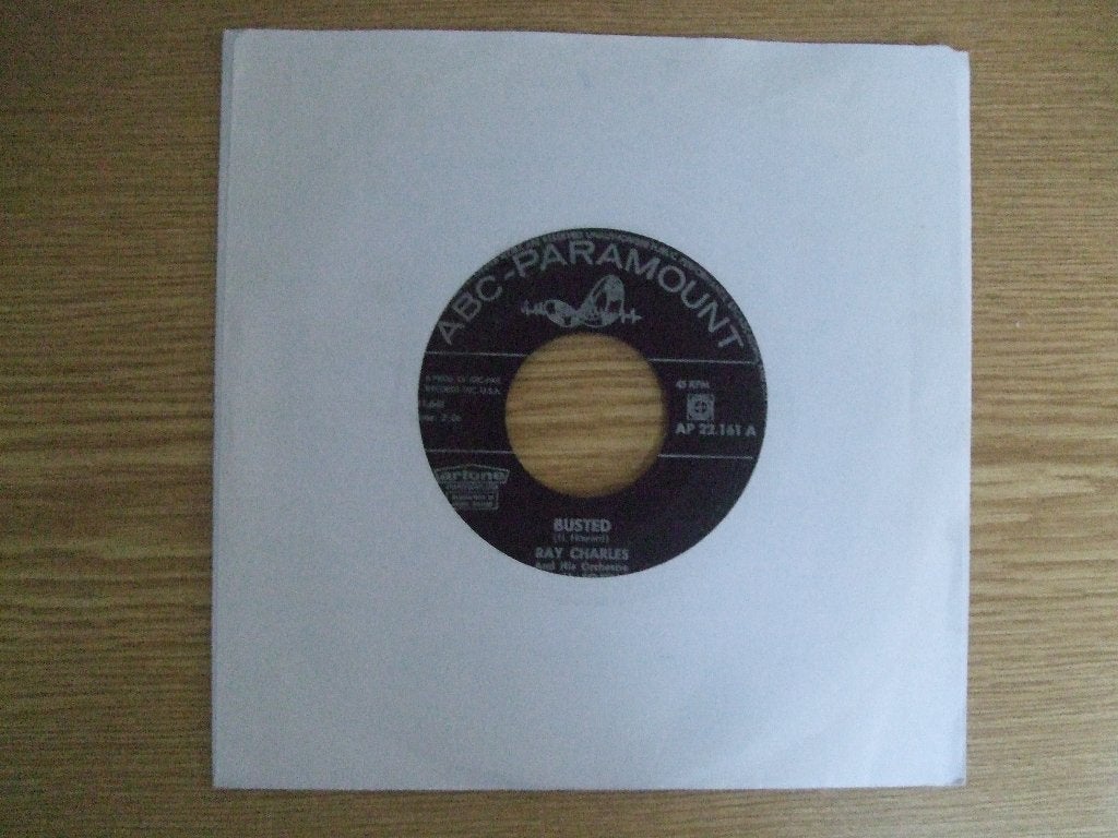 RAY CHARLES     BUSTED / MAKING BELIEVE, 7 inch, Single, Ophalen of Verzenden, Zo goed als nieuw