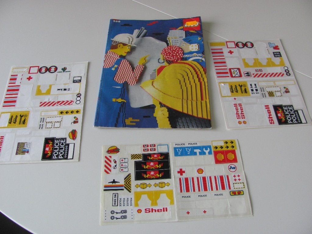 Lego ideen boek 260 compleet + lossen sticker vellen, Lego, Ophalen of Verzenden, Zo goed als nieuw, LEGOLAND