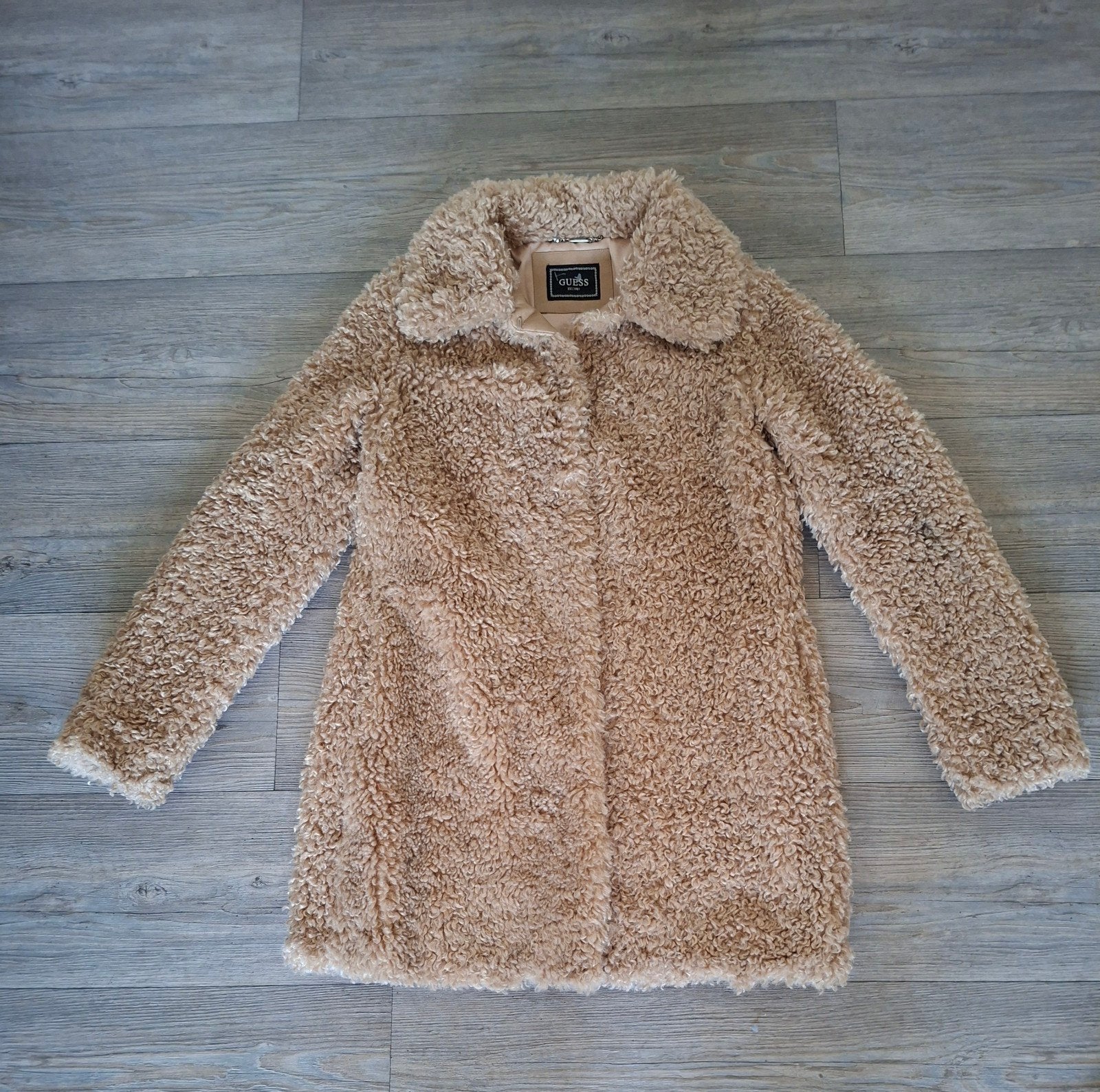 Guess teddy jas - beige - maat S, Kleding | Dames, Guess, Beige, Ophalen of Verzenden, Zo goed als nieuw