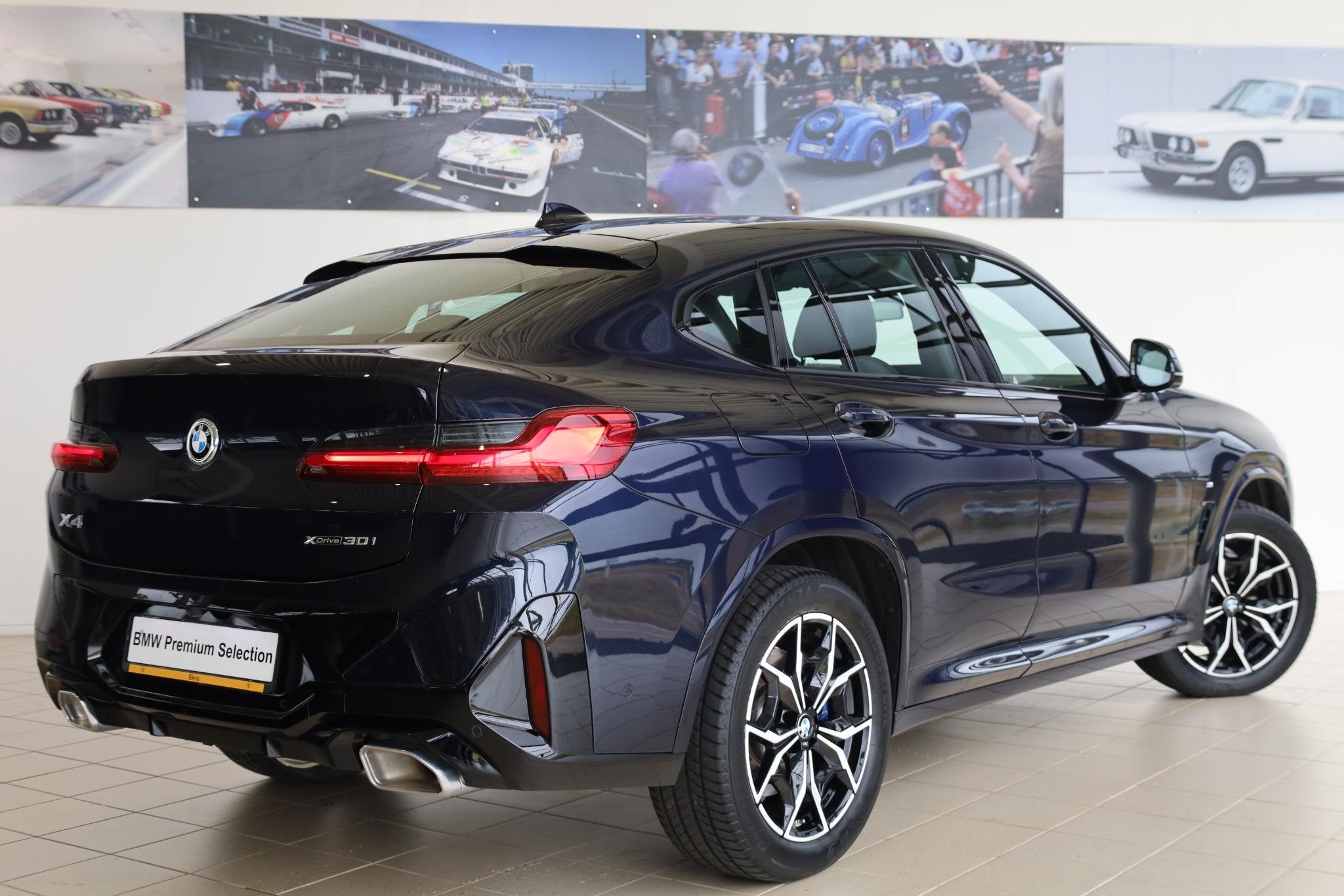 BMW X4 xDrive30i High Executive | M Sport | Head-Up Display, Auto's, 1998 cc, Gebruikt, 4 cilinders, Met garantie (alle)