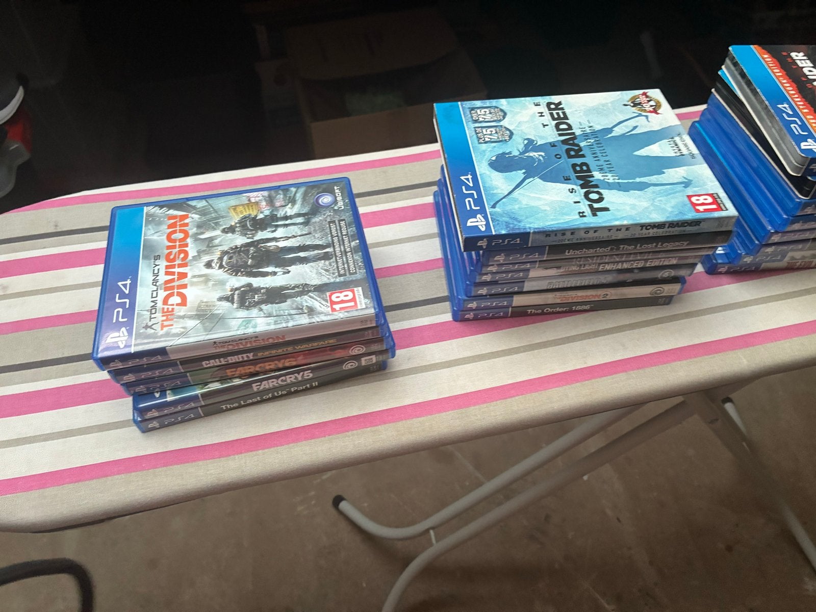 PS4 Ultimate Player 1TB Edition met 15 spellen, Gebruikt, Vanaf 18 jaar, Overige genres, Eén computer