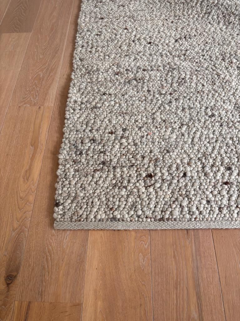 Geweven wollen vloerkleed - Crème/Beige, 150 tot 200 cm, 200 cm of meer, Ophalen of Verzenden, Zo goed als nieuw