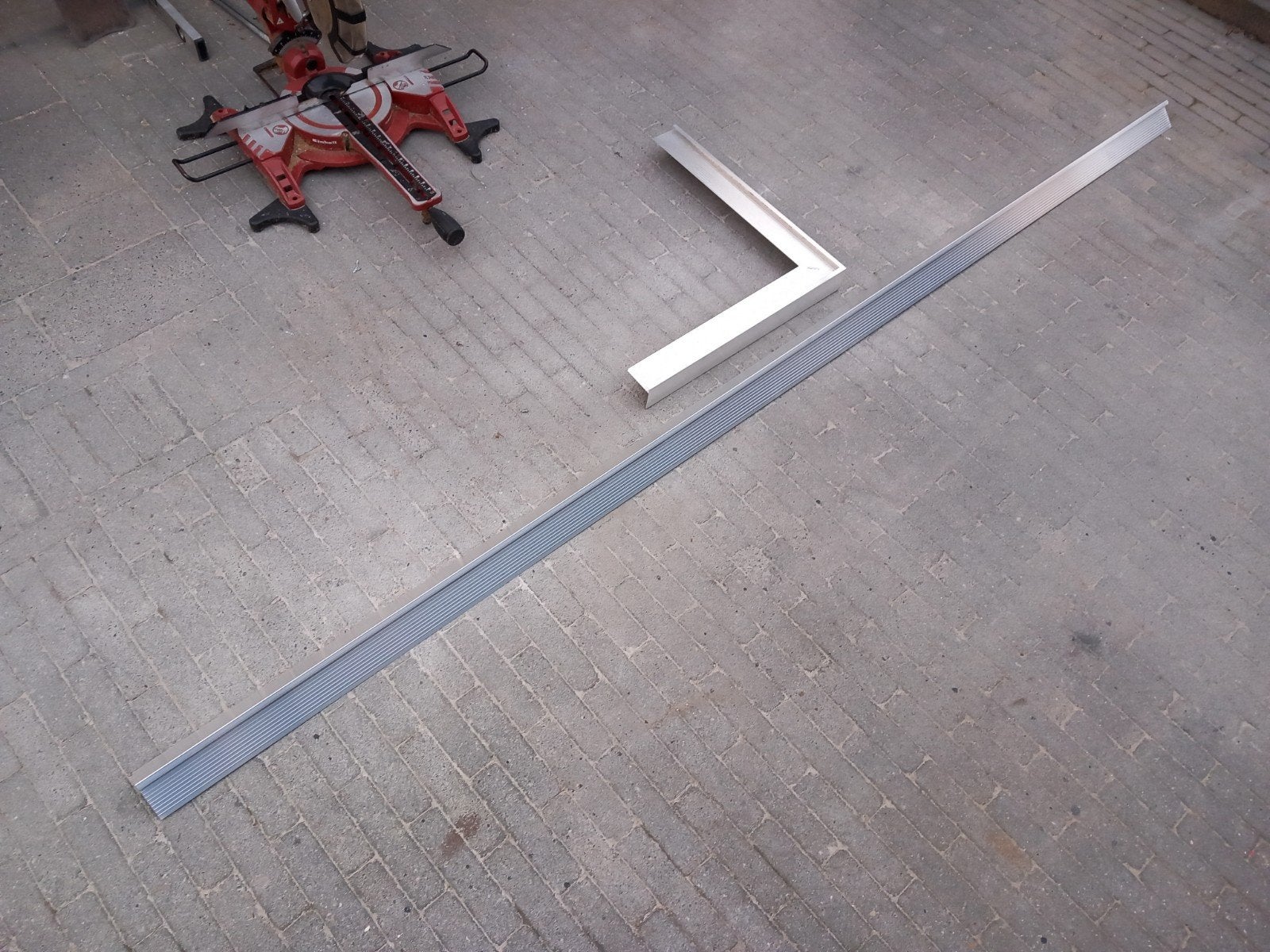 Daktrims aluminium, Ophalen, Aluminium, Raamkozijn