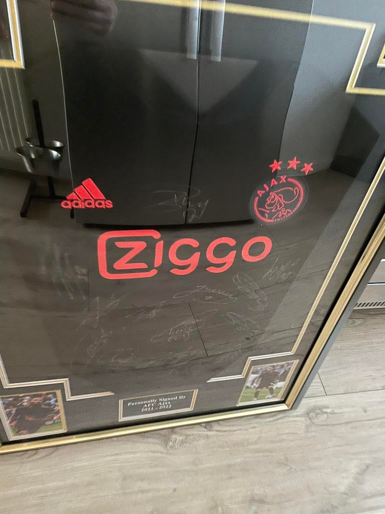Ajax shirt bob marley gesigneerd door elftal, Ophalen, Zo goed als nieuw, Ajax, Shirt