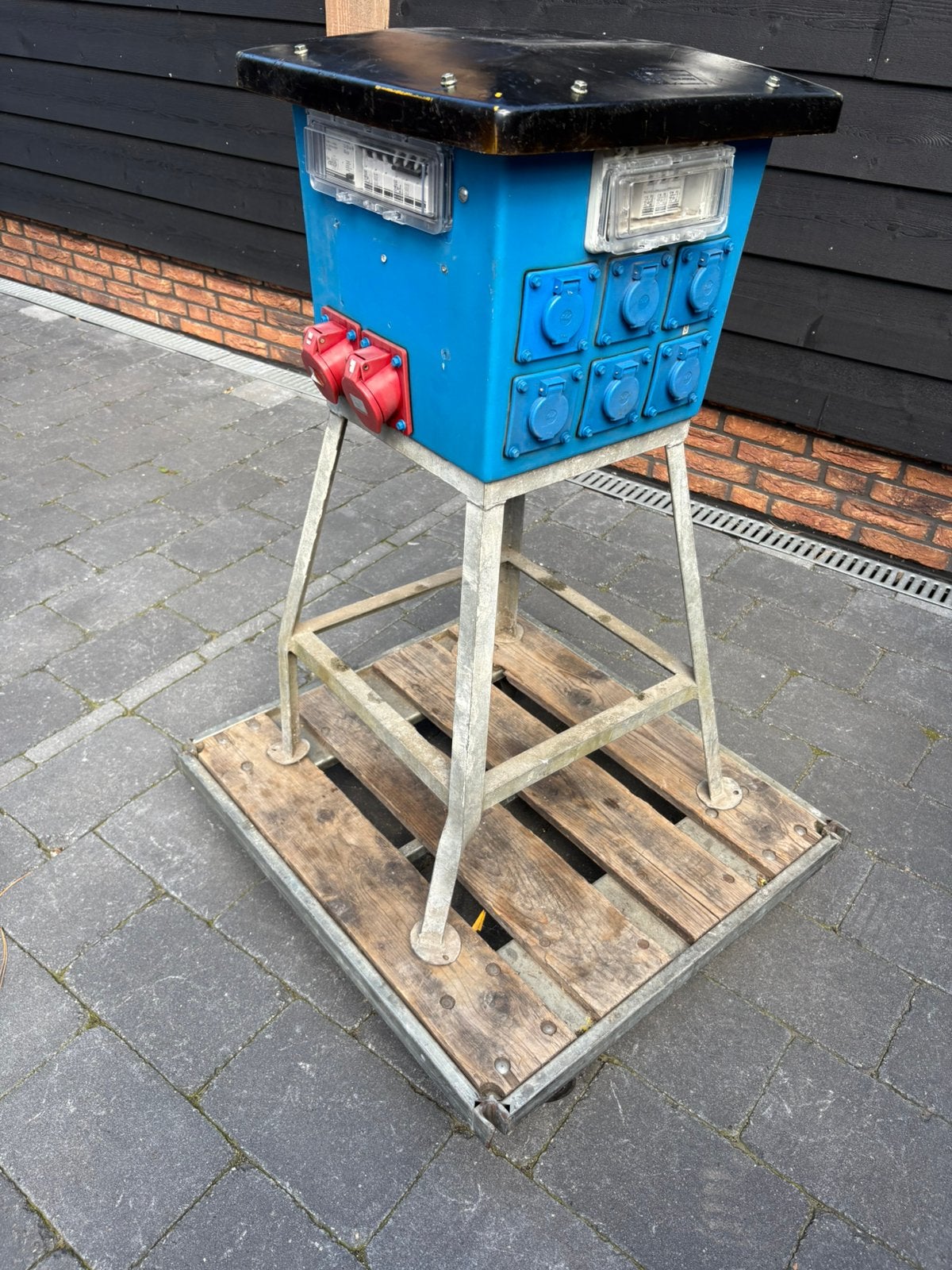 Zwerfkast/ Stroomverdeelkast voor op de bouwplaats Gekeurd, Ophalen, Gebruikt, Overige typen, X