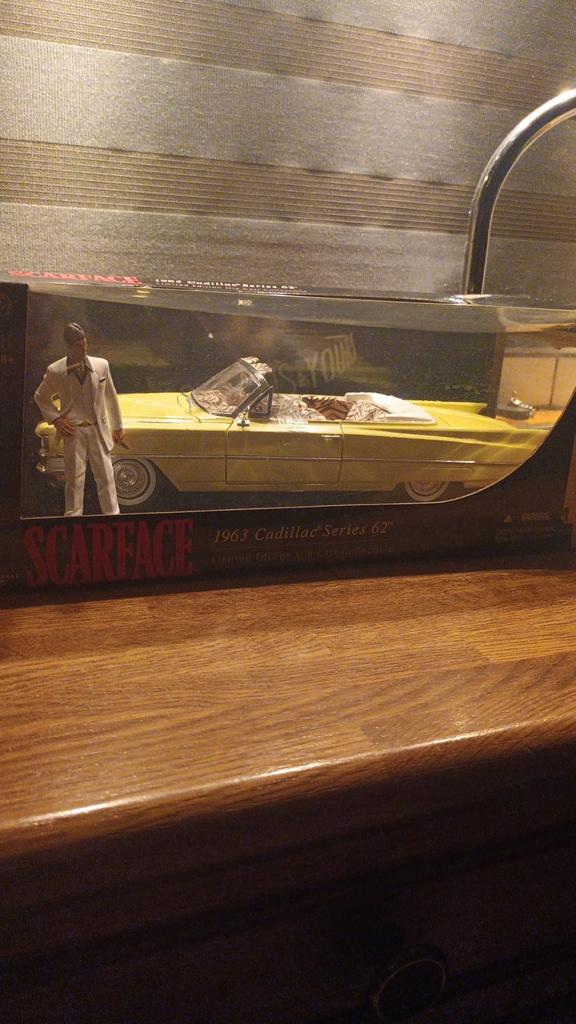 Scarface 1963 Cadillac Series 62 Limited Edition Die-Cast, Ophalen of Verzenden, Nieuw, Auto